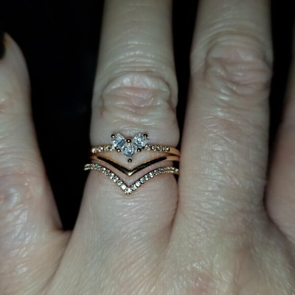Neiman Marcus 14K Gold Plated Minimalist Stack Heart Ring - Picture 1 of 6